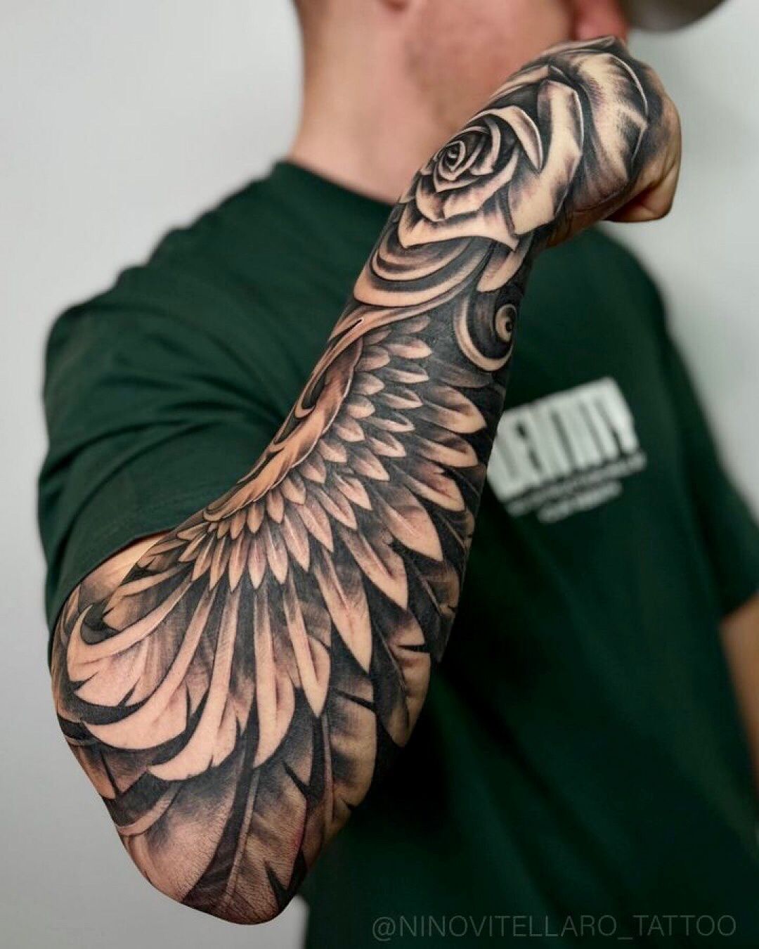 Tatuagem Masculina nos Braços