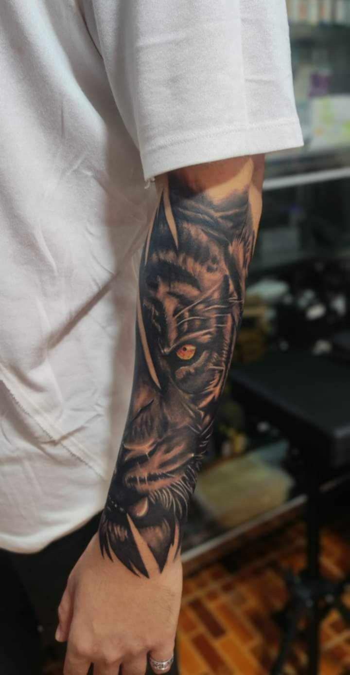 Tatuagem Masculina nos Braços